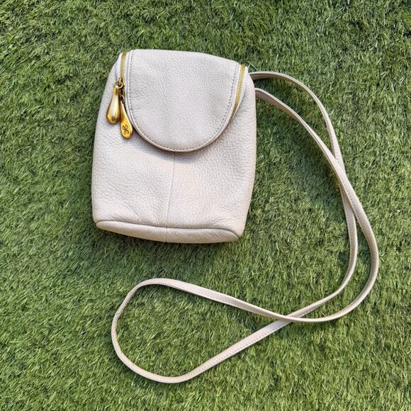 HOBO Handbags - Hobo Fern Beige Leather Crossbody Bag EUC